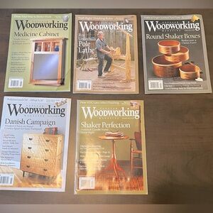Bundle of 5 2016 Popular Woodworking magazines.